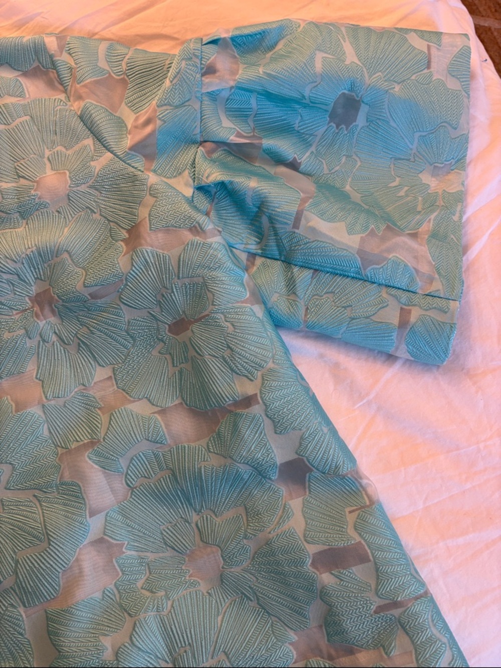 Tuckernuck Light Blue Floral Jacquard Puff Sleeve Blouse - Picture 6 of 9